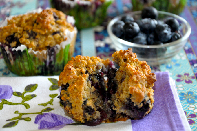 Delicious and high protein these vegan gluten-free blueberry muffins will be loved by vegans and non-vegan alike. Freeze individually for healthy snacking. (#vegan) ordinaryvegan.net