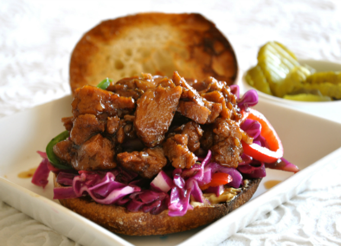 Marinated Seitan with Spicy Red Cabbage Slaw