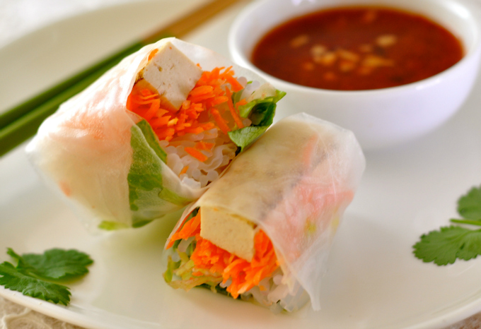 Vegan Spring Rolls With Hot & Spicy Dipping Sauce