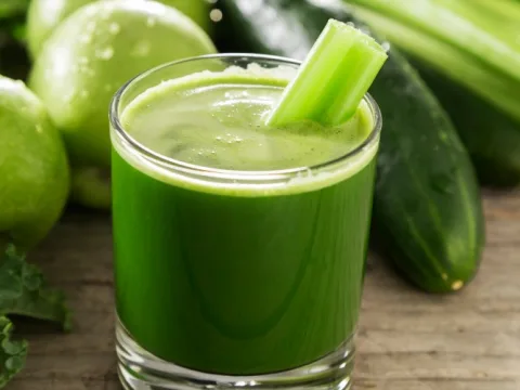 Juicing To Lower Cortisol Levels That Cause Stress and Anxiety