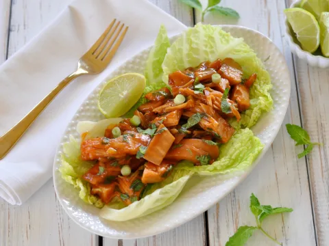 Sriracha & Garlic Pulled Jackfruit with Mint & Cilantro