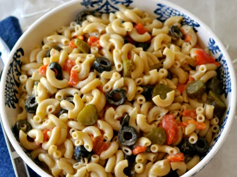 Vegan Macaroni Salad For Your Summer Holiday Parties